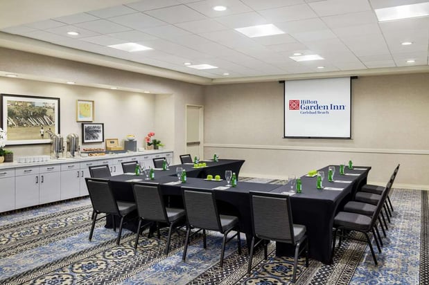 Images Hilton Garden Inn Carlsbad Beach