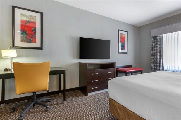 Images Best Western Plus Gallup Inn & Suites