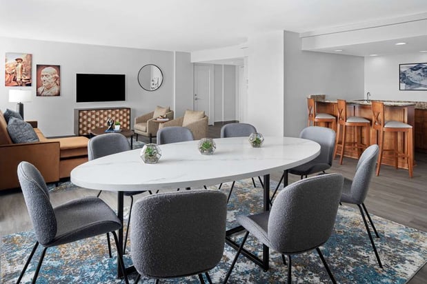 Images the Alloy King of Prussia - a DoubleTree by Hilton