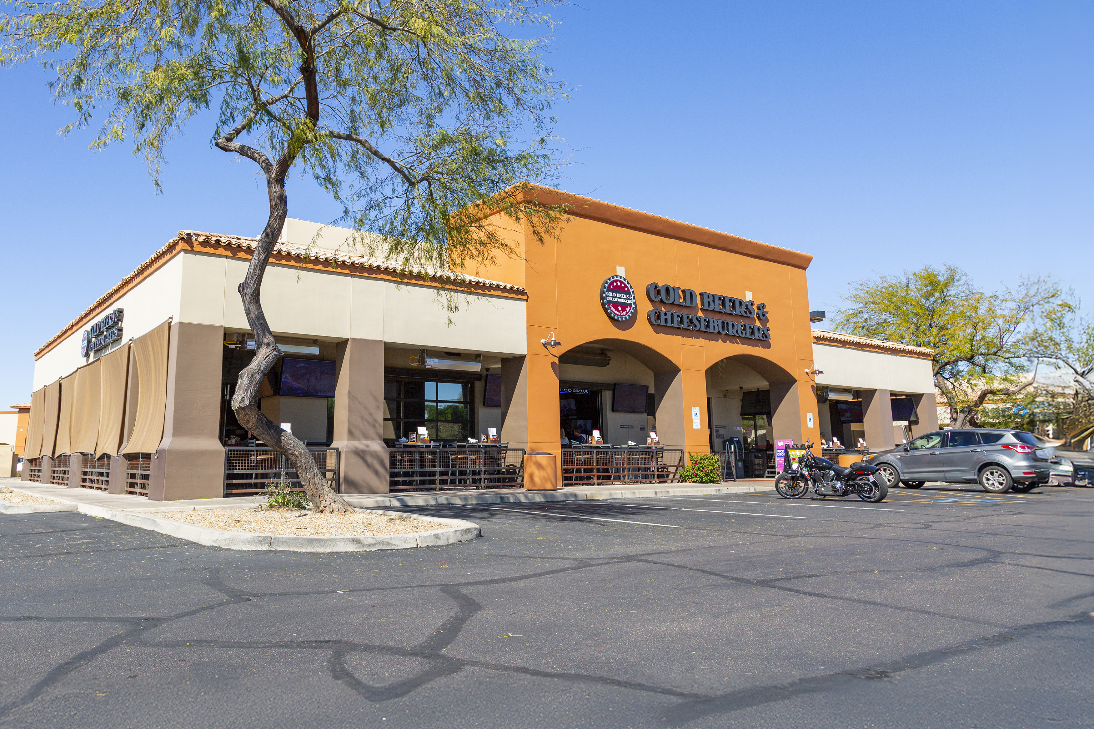 Cold Beers & Cheeseburgers Sports Bar in Glendale, Arizona on 67th Ave