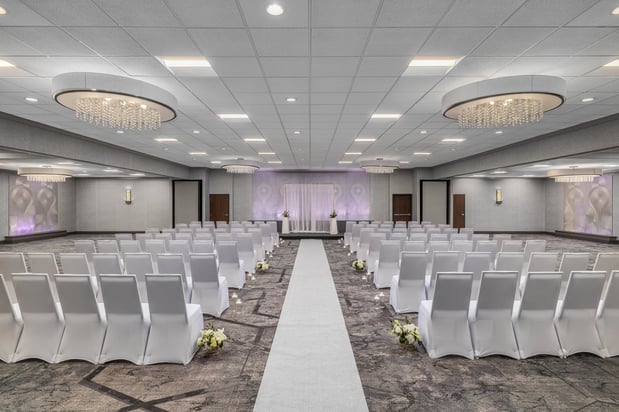 Images Holiday Inn Coralville - Iowa City by IHG
