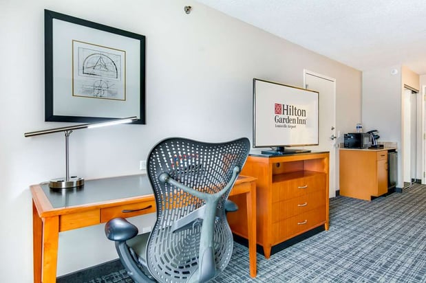 Images Hilton Garden Inn Louisville Airport