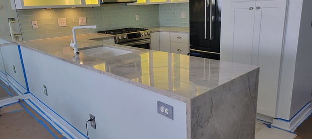 Images Highland Stone/Stone Countertops