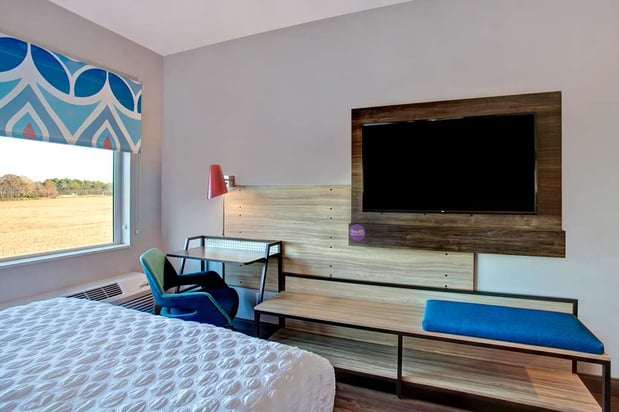 Images Tru by Hilton Alcoa Knoxville Airport
