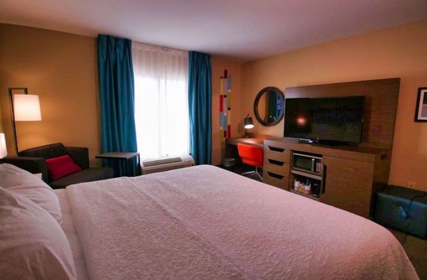 Images Hampton Inn & Suites Jacksonville - Beach Boulevard/Mayo Clinic Area