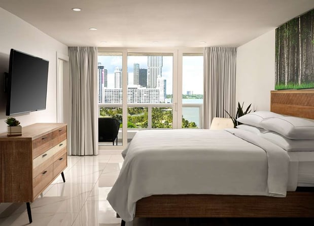 Images DoubleTree by Hilton Grand Hotel Biscayne Bay