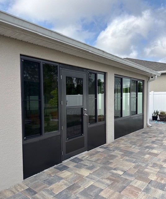 Another Sunroom beautifully done with outdoor pavers