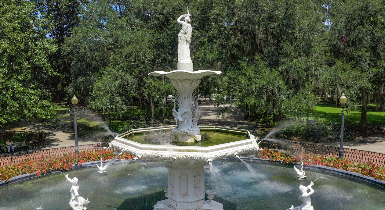 Fountain in Savannah GA park