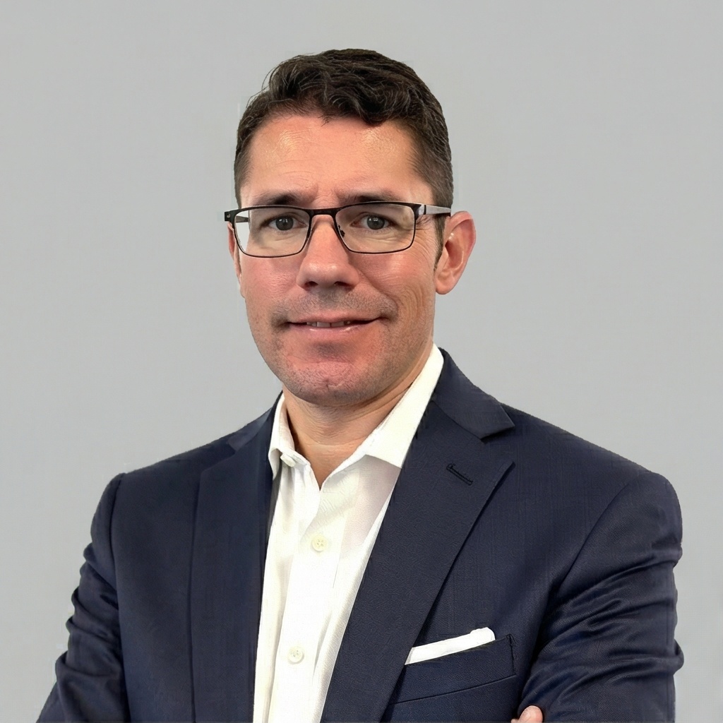 Headshot of Ryan Keefer, a wealth advisor at Chase