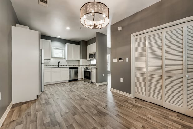 Images McFarlin Place Apartments