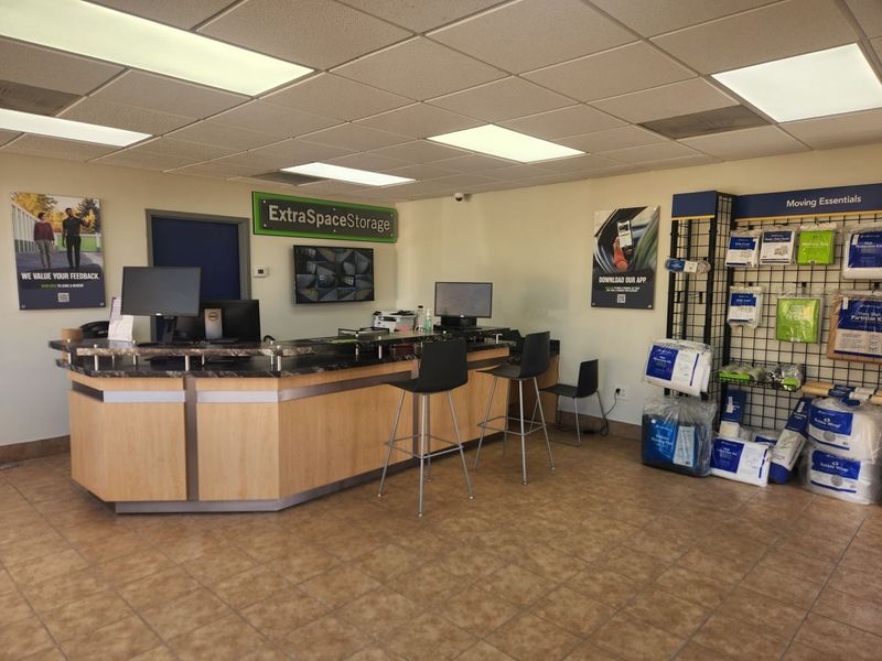 Extra Space Storage Image