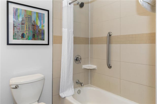 Images Hilton Garden Inn Auburn