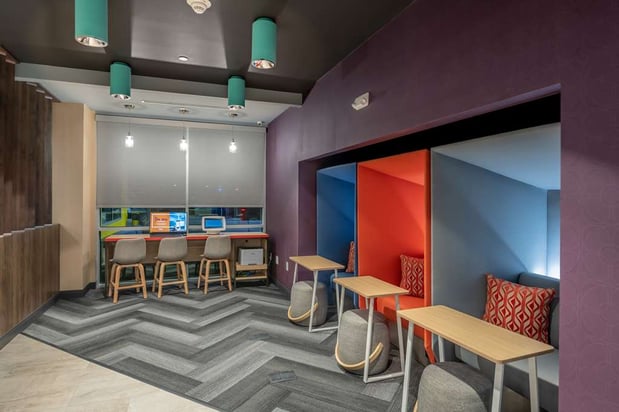 Images Tru by Hilton Dallas Market Center