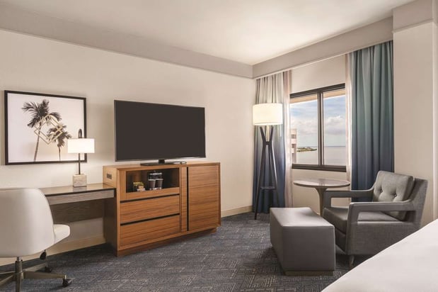 Images DoubleTree by Hilton Tampa Rocky Point Waterfront