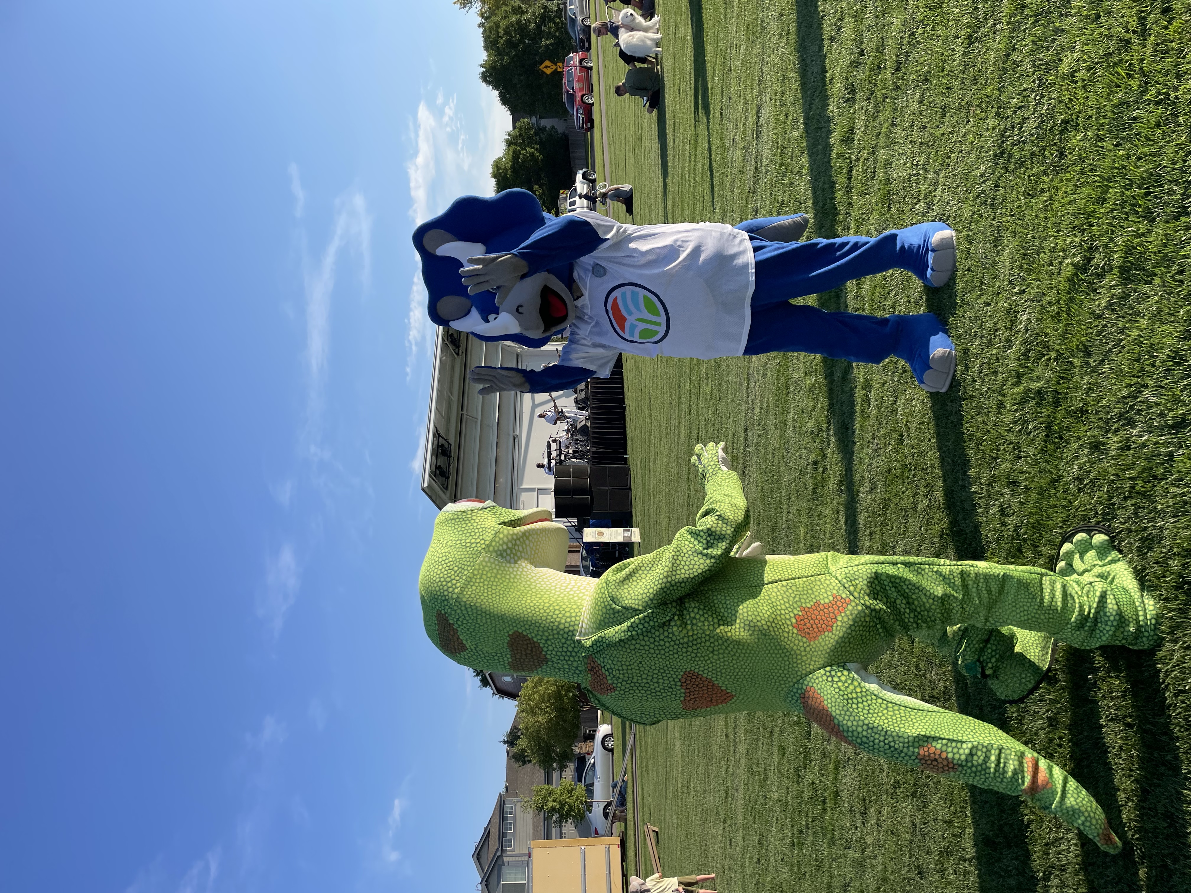 Hanging out with the Thornton mascot