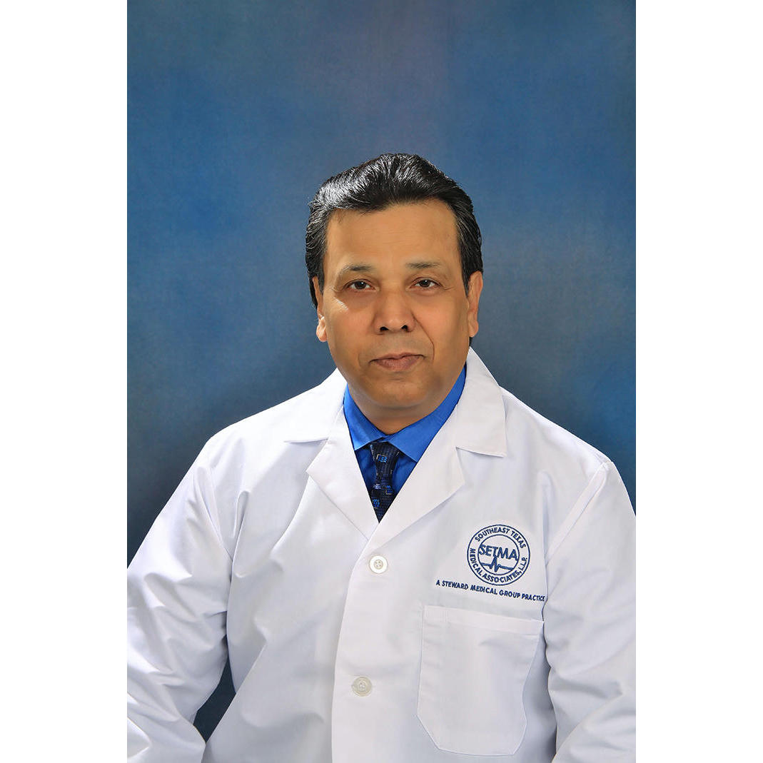 Absar Qureshi, MD