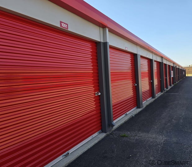 Images CubeSmart Self Storage