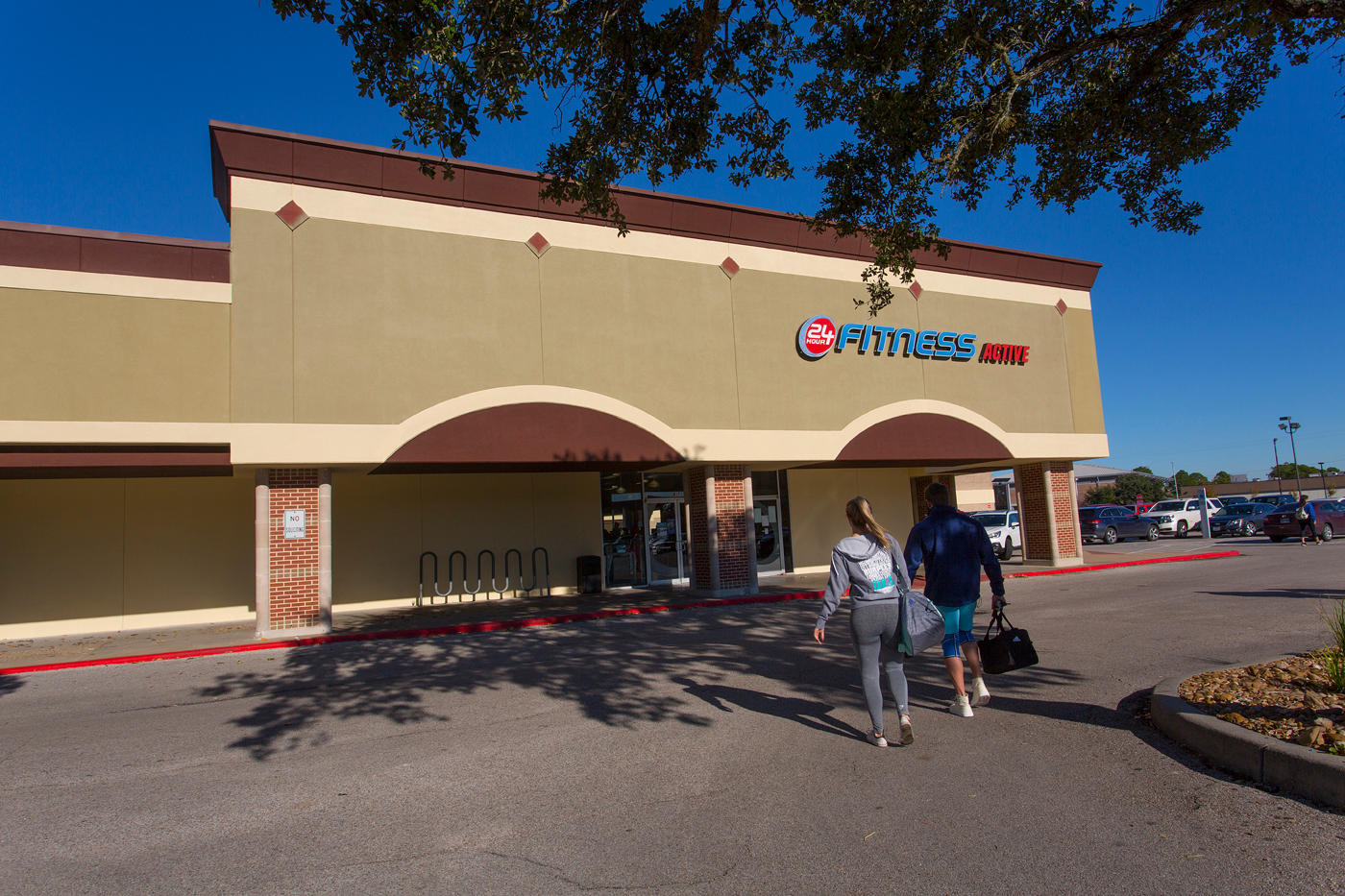 24 Hour Fitness at Clear Lake Camino South Shopping Center
