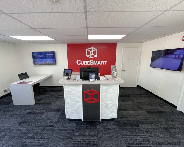 Images CubeSmart Self Storage