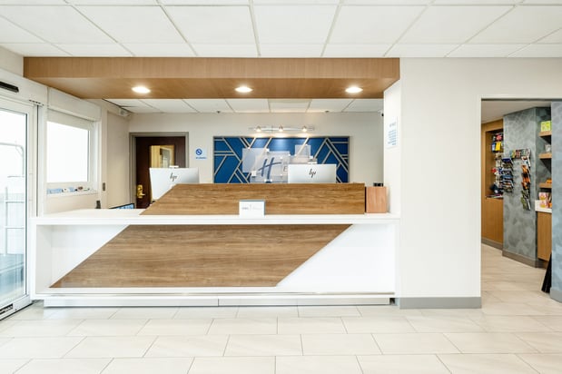 Images Holiday Inn Express & Suites Charleston-Ashley Phosphate by IHG