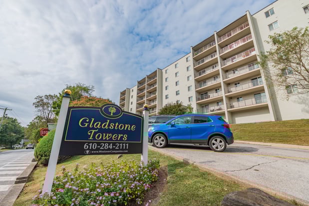 Images Gladstone Towers Apartments