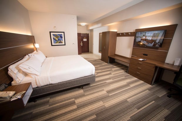 Images Holiday Inn Express & Suites Lexington-Downtown/University by IHG