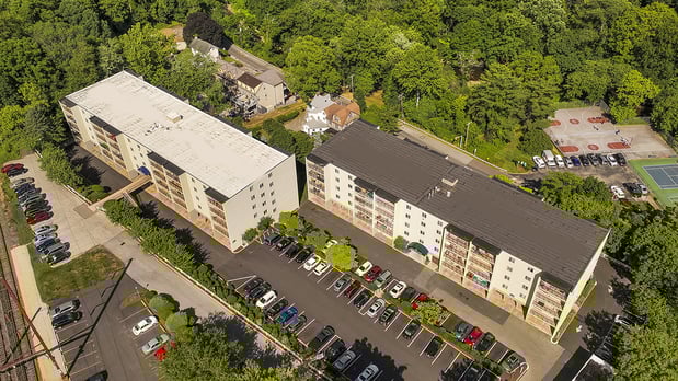 Images Gladstone Towers Apartments