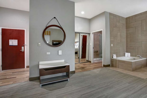 Images Hampton Inn & Suites Dallas-DeSoto