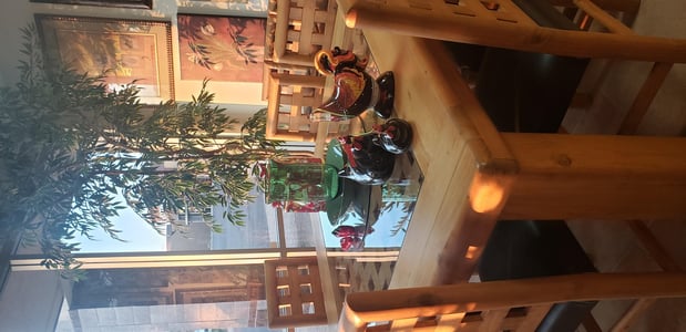 Images J and B Furniture Consignments