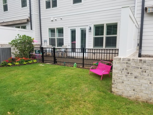 Images NEED-A-FENCE, INC.