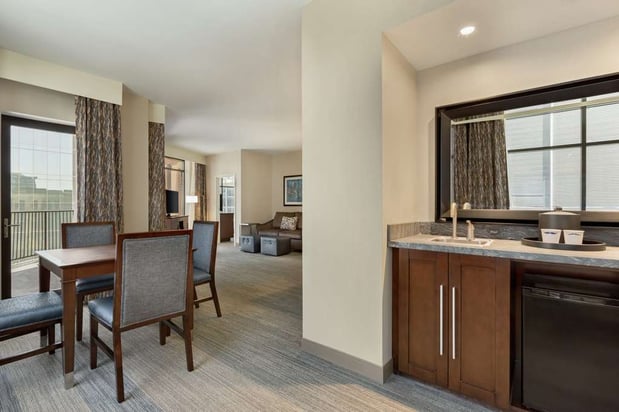 Images Hampton Inn & Suites Nashville-Downtown