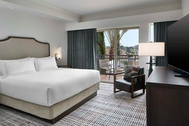 Images Bellasera Hotel & Suites Paso Robles, Tapestry by Hilton