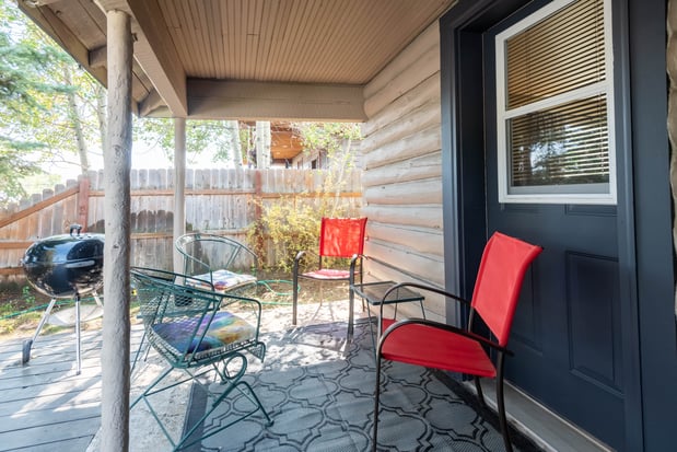 Images Log Cabin Motel