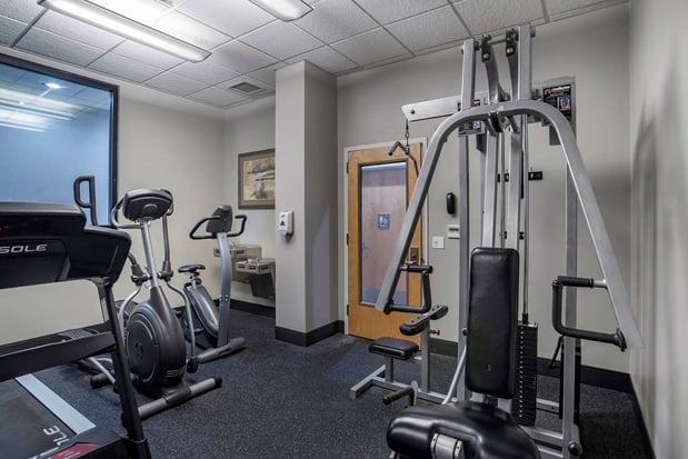 Images Best Western Plus Philadelphia Airport South at Widener University