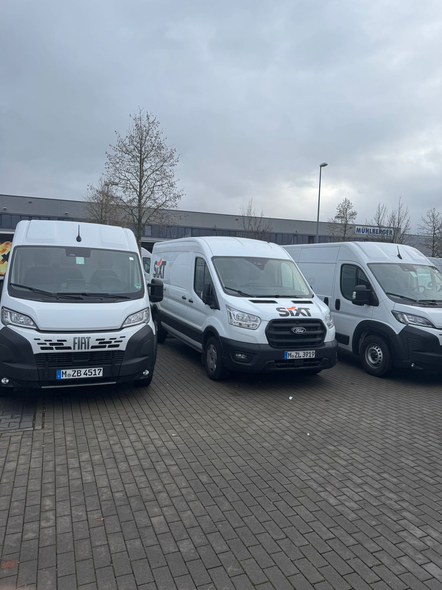 SIXT Truck Center Mainz/Wiesbaden, Fritz-Lenges-Str. 12 in Wiesbaden, Mainz-Kastel