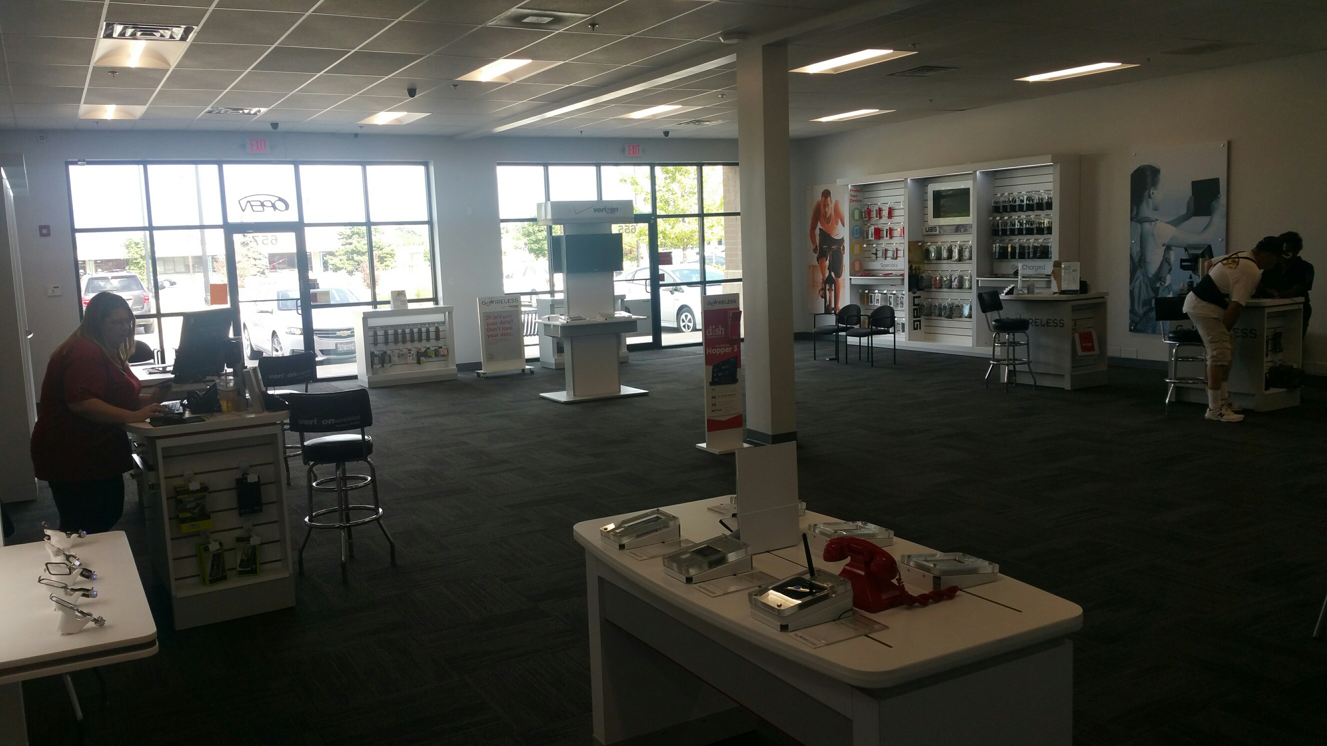 Verizon Authorized Retailer – GoWireless Photo