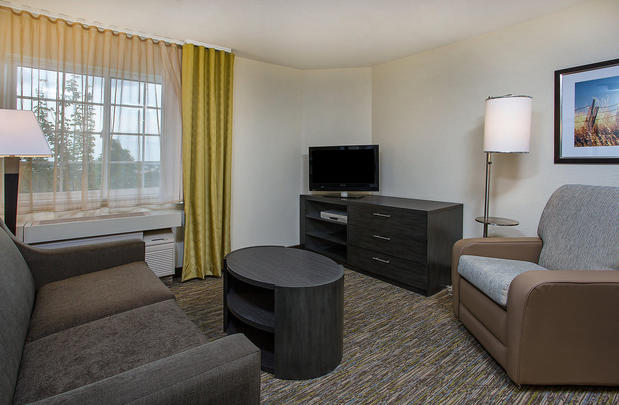Images Candlewood Suites Louisville Airport by IHG