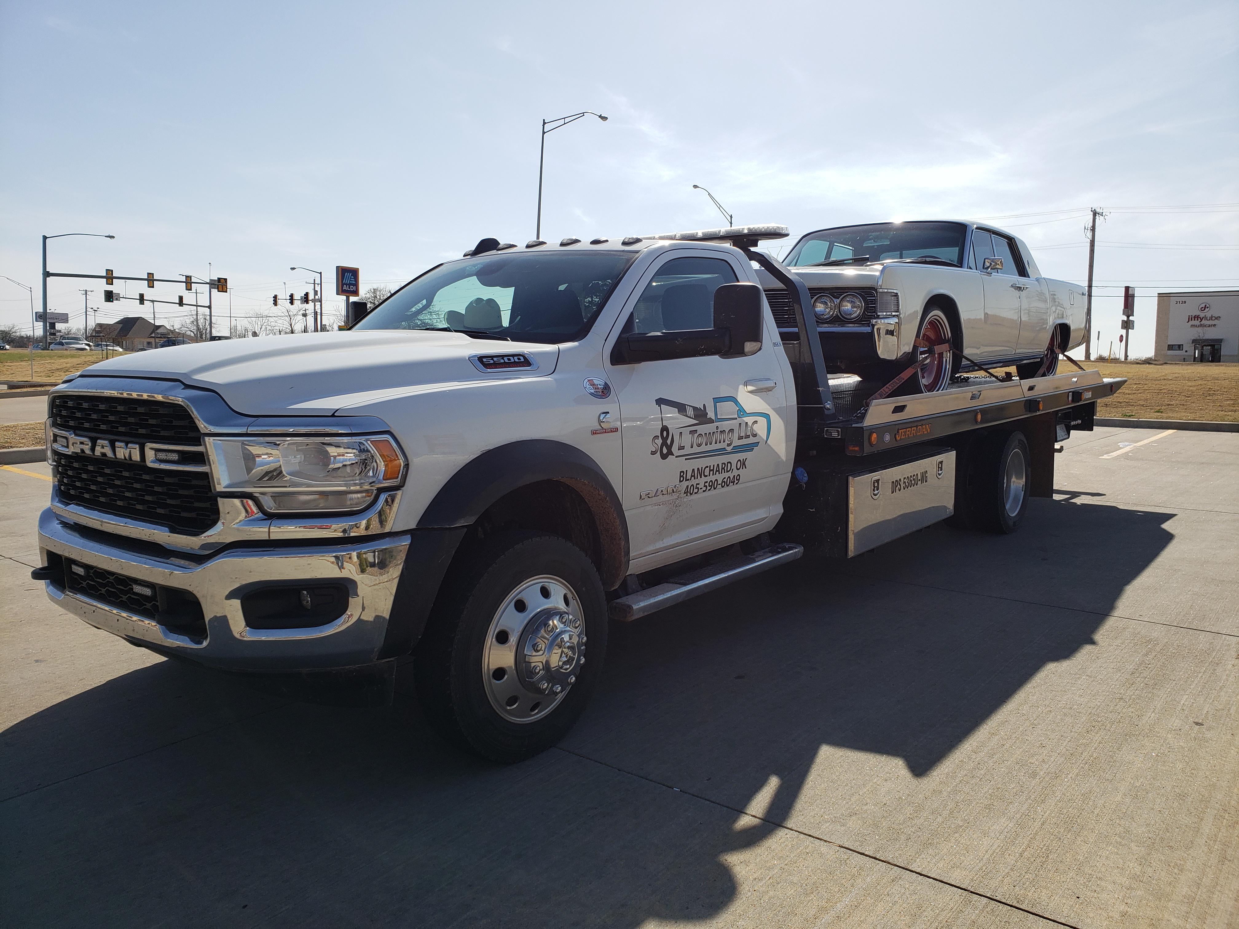 Call now for a towing service you can count on!