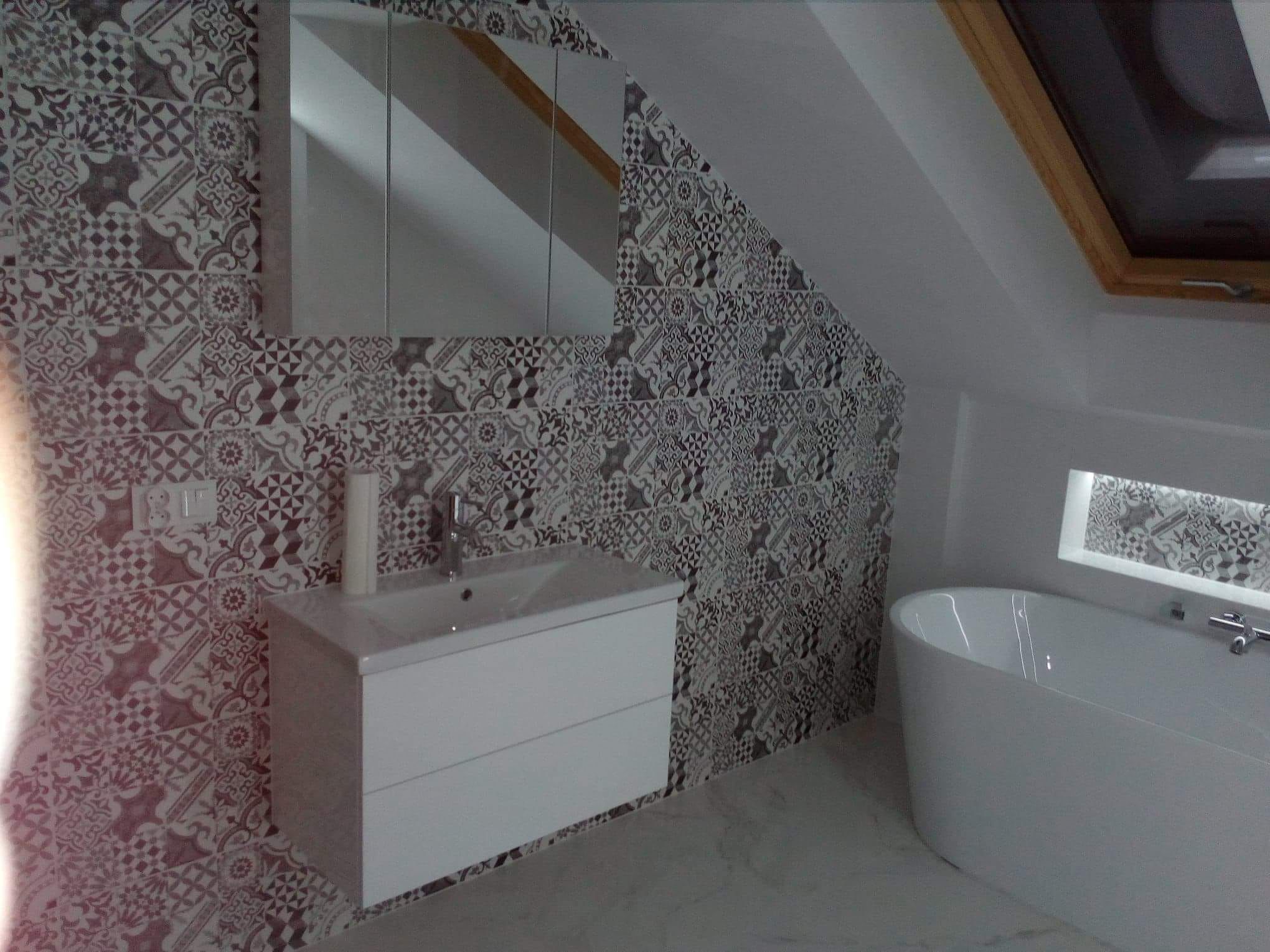 Bad Design Linge, Kölner Str. 252 a in Düsseldorf