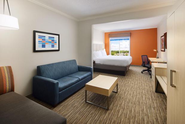 Images Holiday Inn Express & Suites Bonifay, an IHG Hotel