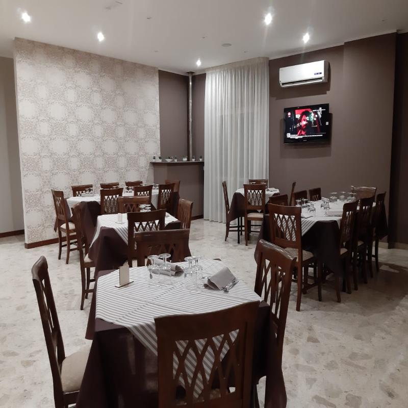 Images Ristorante Pizzeria Bar Tabacchi Le Tre Stelle