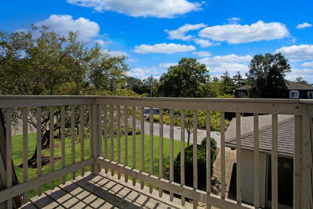 Images The Elliott at College Park Apartment Homes