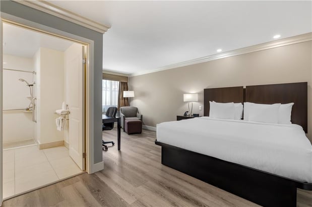 Images Best Western Plus LA Mid-Town Hotel