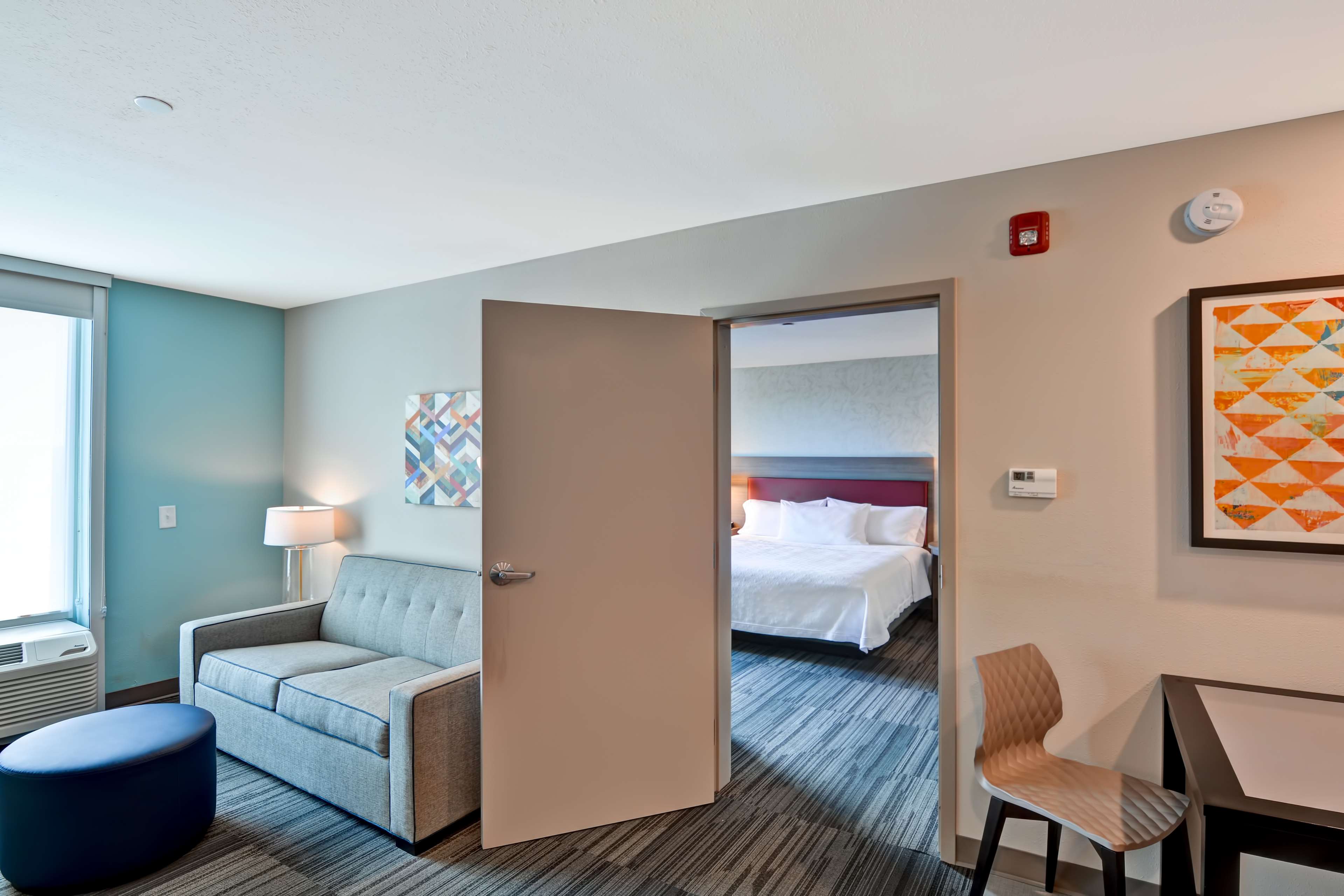 Guest room