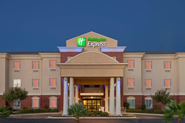 Images Holiday Inn Express & Suites San Angelo by IHG