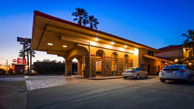 Images Best Western Plus Executive Inn & Suites