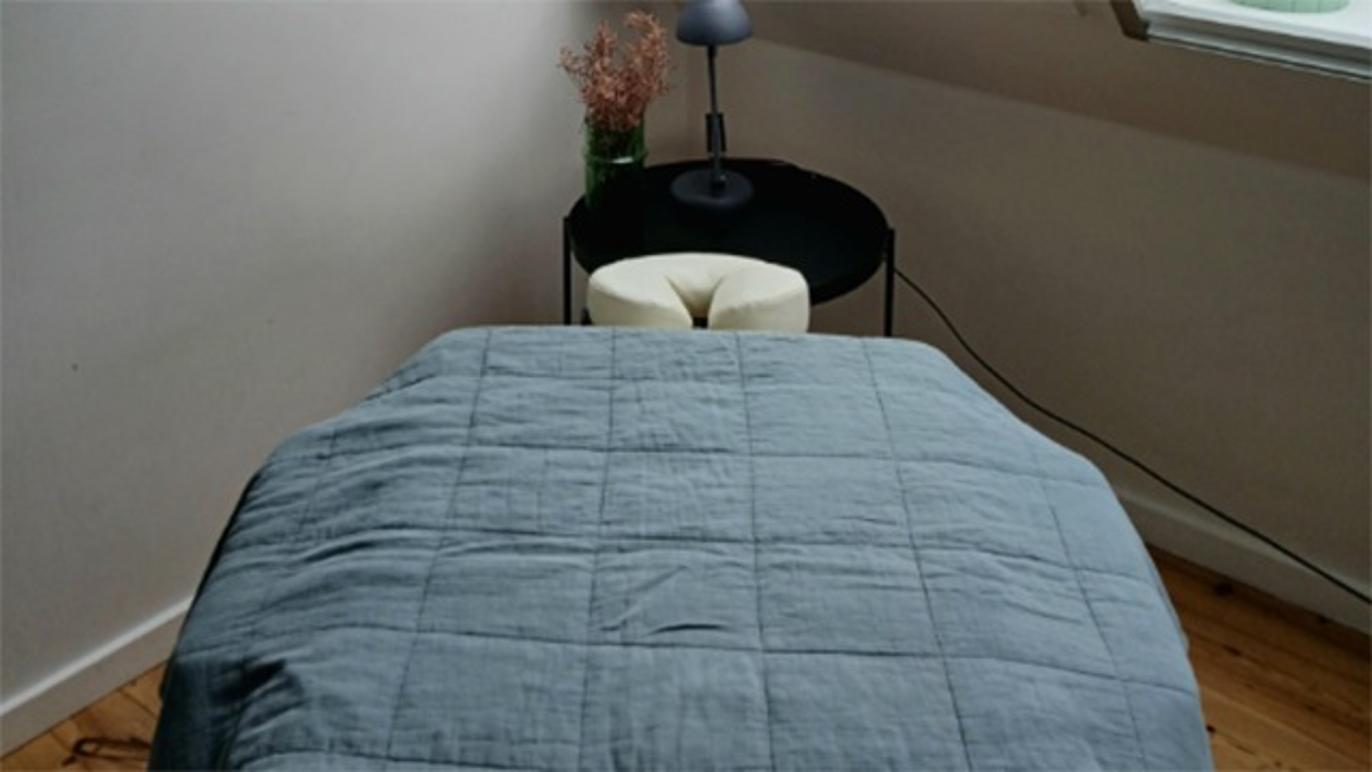 Images Yoga Soleil, Massage Og Teentrivsel Mentor