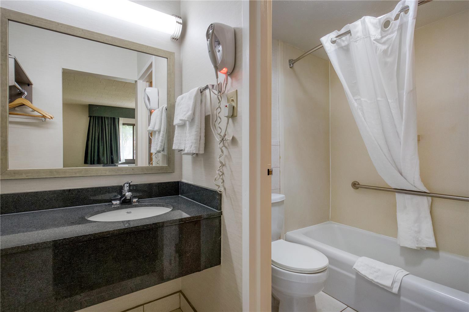 King Suite Bathroom