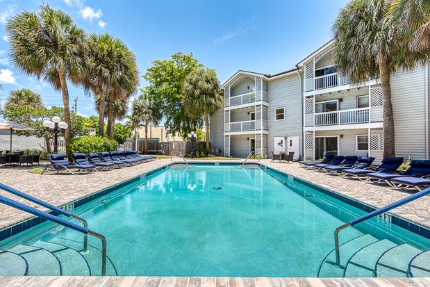 Images Aventine at Lantana Senior Apartments