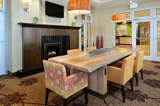 Images Hilton Garden Inn Greensboro Airport
